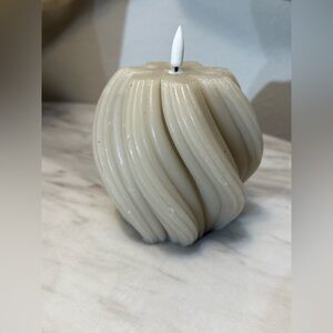 Grey twist soy wax battery operated candle New